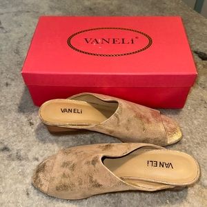 Vaneli Dress Shoes 9N NWOT